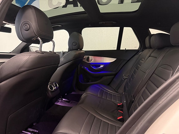 Mercedes-Benz C300 e 21 of 21