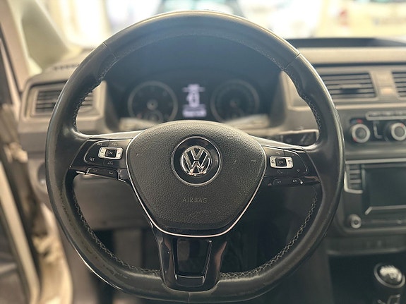 Volkswagen Caddy 15 of 15