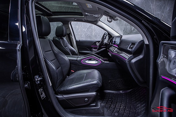 Mercedes-Benz GLE450 16 of 27