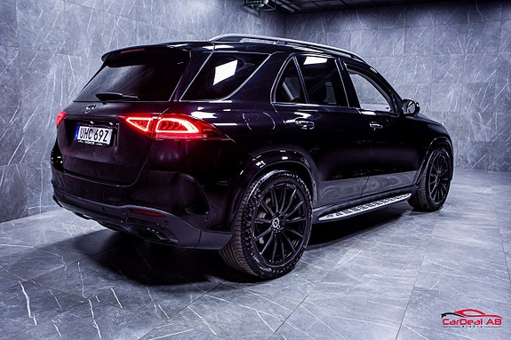 Mercedes-Benz GLE450 7 of 30
