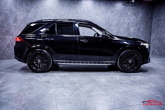 Mercedes-Benz GLE450 8 of 30