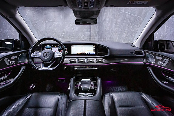 Mercedes-Benz GLE450 13 of 30