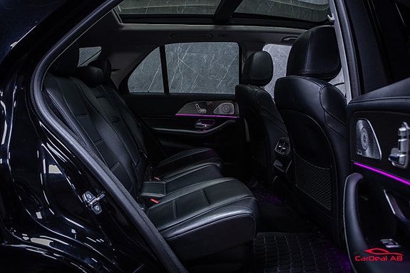 Mercedes-Benz GLE450 17 of 27