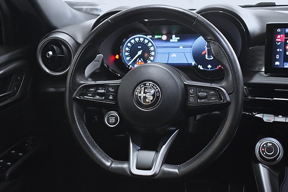 Alfa Romeo Tonale 11 of 22