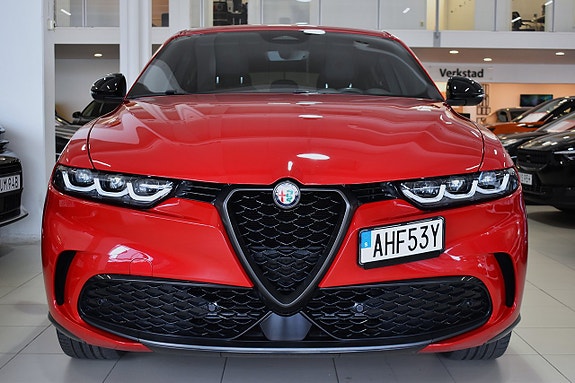 Alfa Romeo Tonale 2 of 22