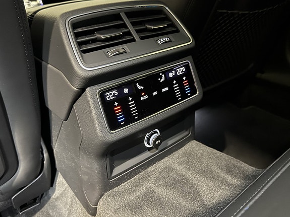 Audi A6 13 of 30