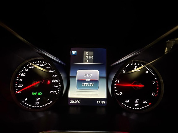 Mercedes-Benz C200 d 14 of 20