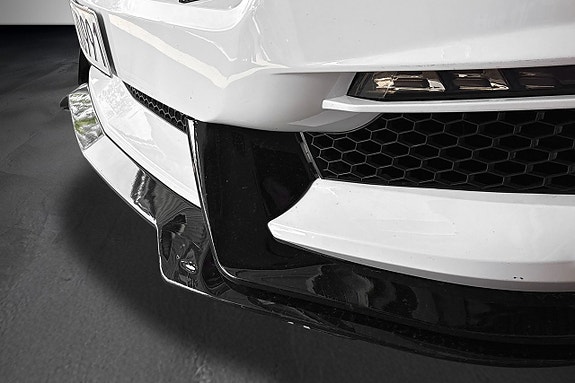 Ford Mustang 8 of 29