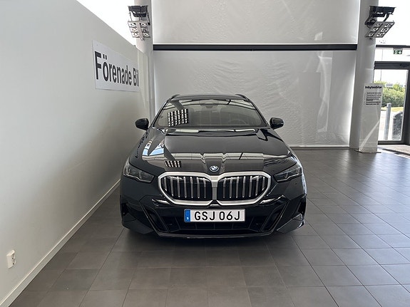 BMW 530e 2 of 5