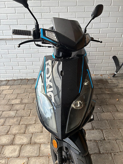 Generic Toxic 50 Sport 2 of 3