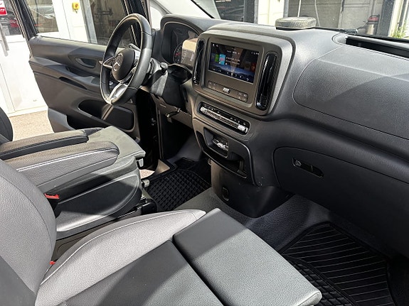 Mercedes-Benz Vito 119 9 of 14