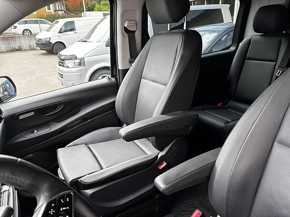 Mercedes-Benz Vito 119 13 of 14
