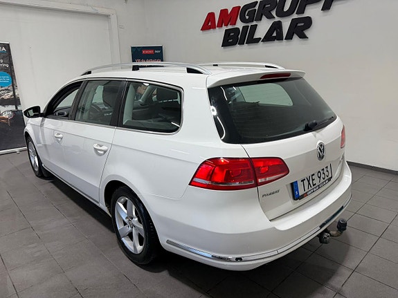Volkswagen Passat 14 of 18