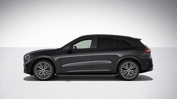 Mercedes-Benz GLC400 2 of 5