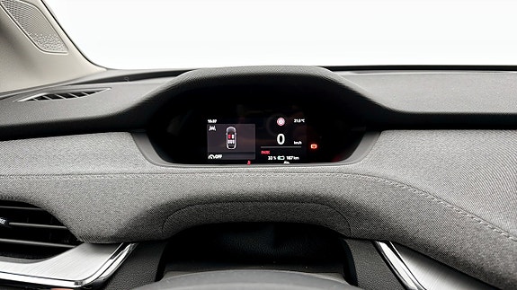Skoda Enyaq 14 of 22