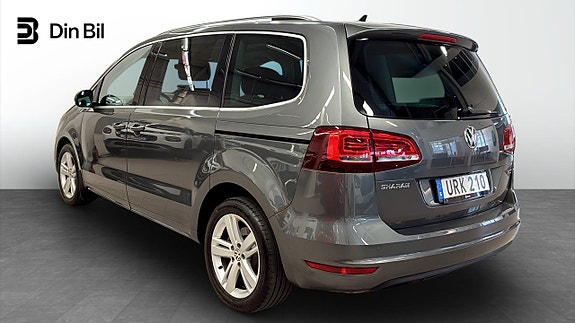 Volkswagen Sharan 3 of 5