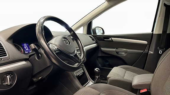 Volkswagen Sharan 7 of 13