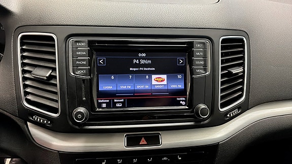 Volkswagen Sharan 9 of 13