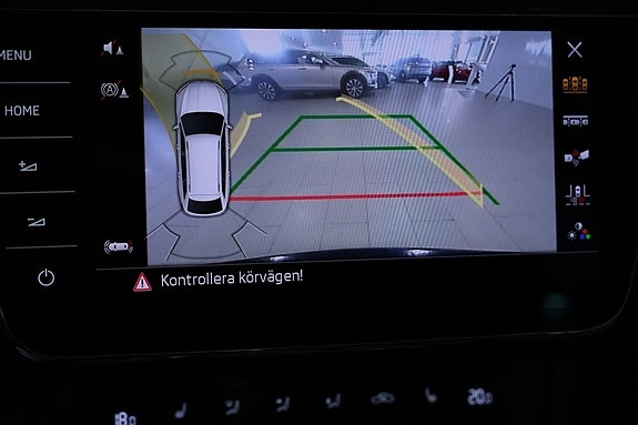 Skoda Superb 11 of 27