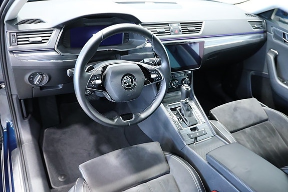 Skoda Superb 5 of 27