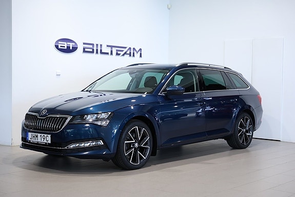 Skoda Superb 2 of 27