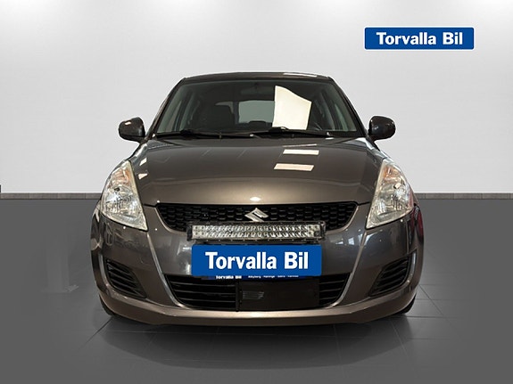 Suzuki Swift 2 of 13