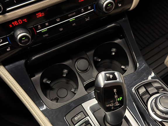 BMW 520 25 of 30