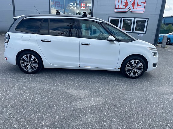 Citroen Grand C4 Picasso 2 of 5