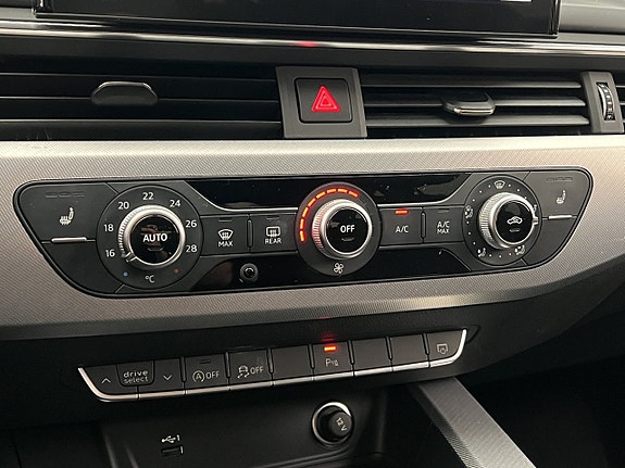 Audi A4 23 of 30