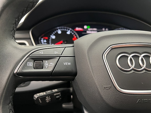 Audi A4 15 of 30