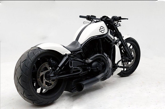 Harley-Davidson VRSCDX Night Rod Special 4 of 5