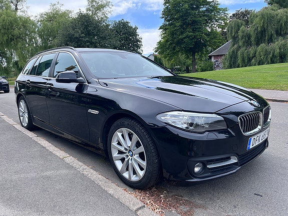 BMW 520d 2 of 12