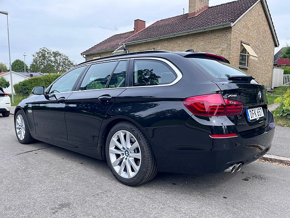 BMW 520d 3 of 12
