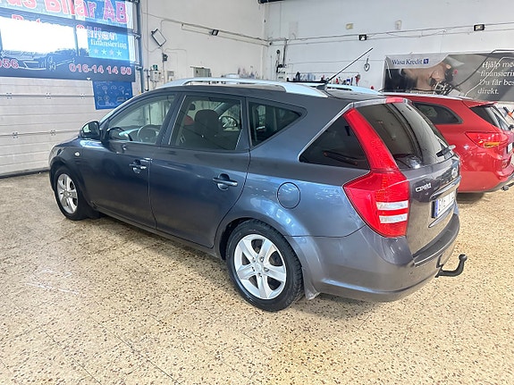 Kia Ceed 4 of 5