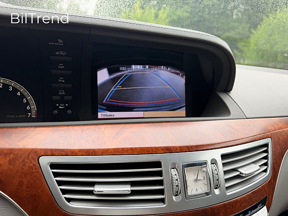 Mercedes-Benz S500 14 of 17