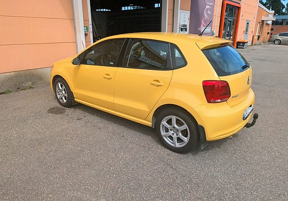 Volkswagen Polo 5 of 5