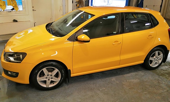 Volkswagen Polo 3 of 5
