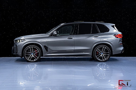BMW X5 4 of 5