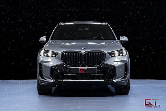 BMW X5 3 of 5