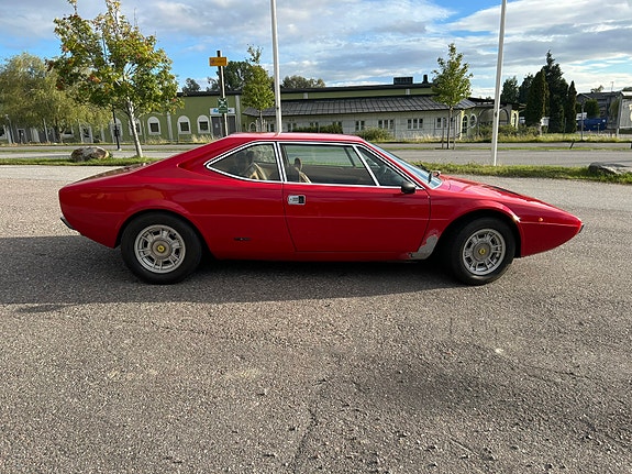 Ferrari Dino 308 8 of 15