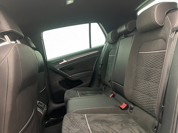 Volkswagen Golf I 27 of 30