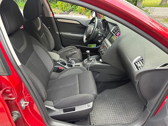 Citroen C4 6 of 10