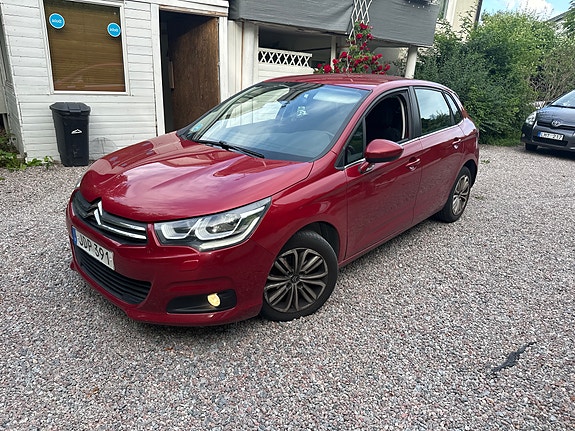 Citroen C4 2 of 10