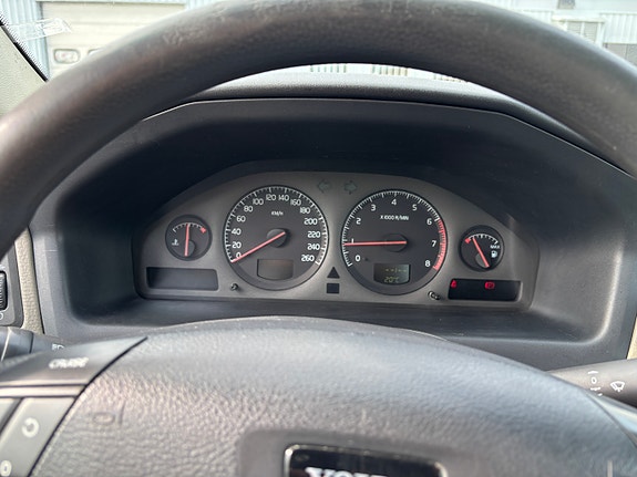 Volvo S60 9 of 14