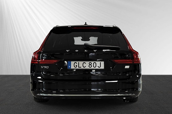 Volvo V90 2 of 10