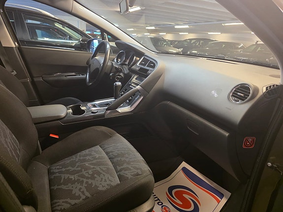 Peugeot 3008 12 of 17