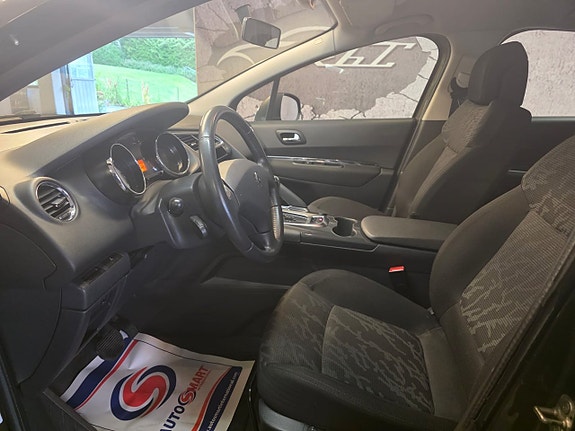 Peugeot 3008 9 of 17