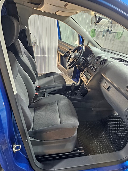 Volkswagen Caddy 10 of 10