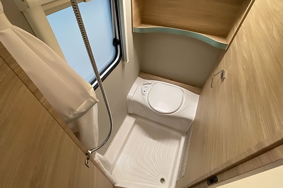 Knaus Sudwind 500 PF 12 of 15