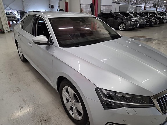 Skoda Superb 3 of 5